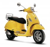 2007 Vespa GTS 125 photo